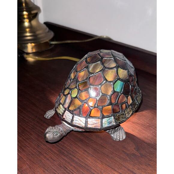 Tiffany Style Multicolored Leaded Stained Glass Tortoise/Turtle Lamp/Light - Picture 2 of 9